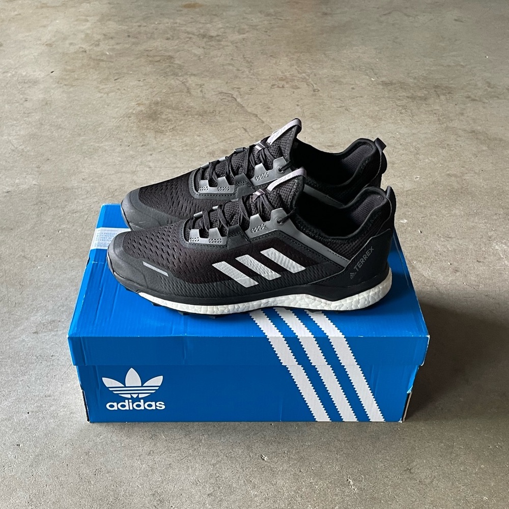 Adidas Terrex Agravic Flow Boost Trail Running/Hiking Sneakers/Shoes 7.5 Womens